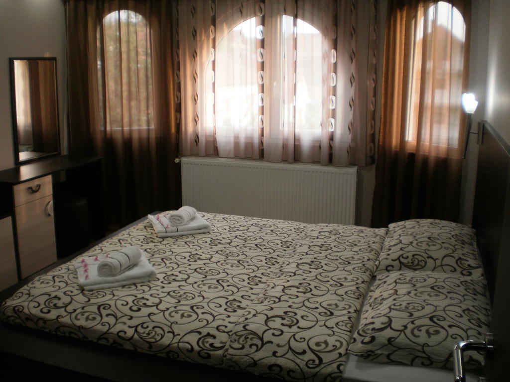 Garni Hotel Kaca Kragujevac Bilik gambar
